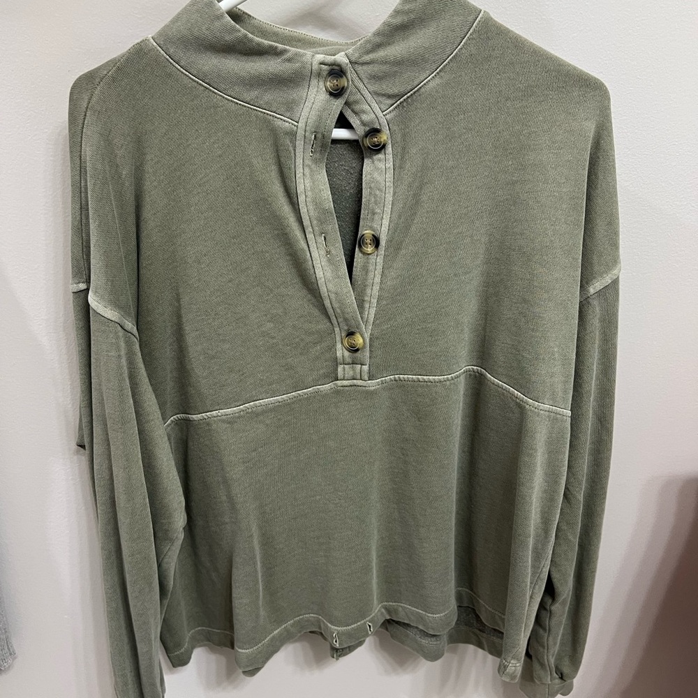 Green Old Navy Half Button Up